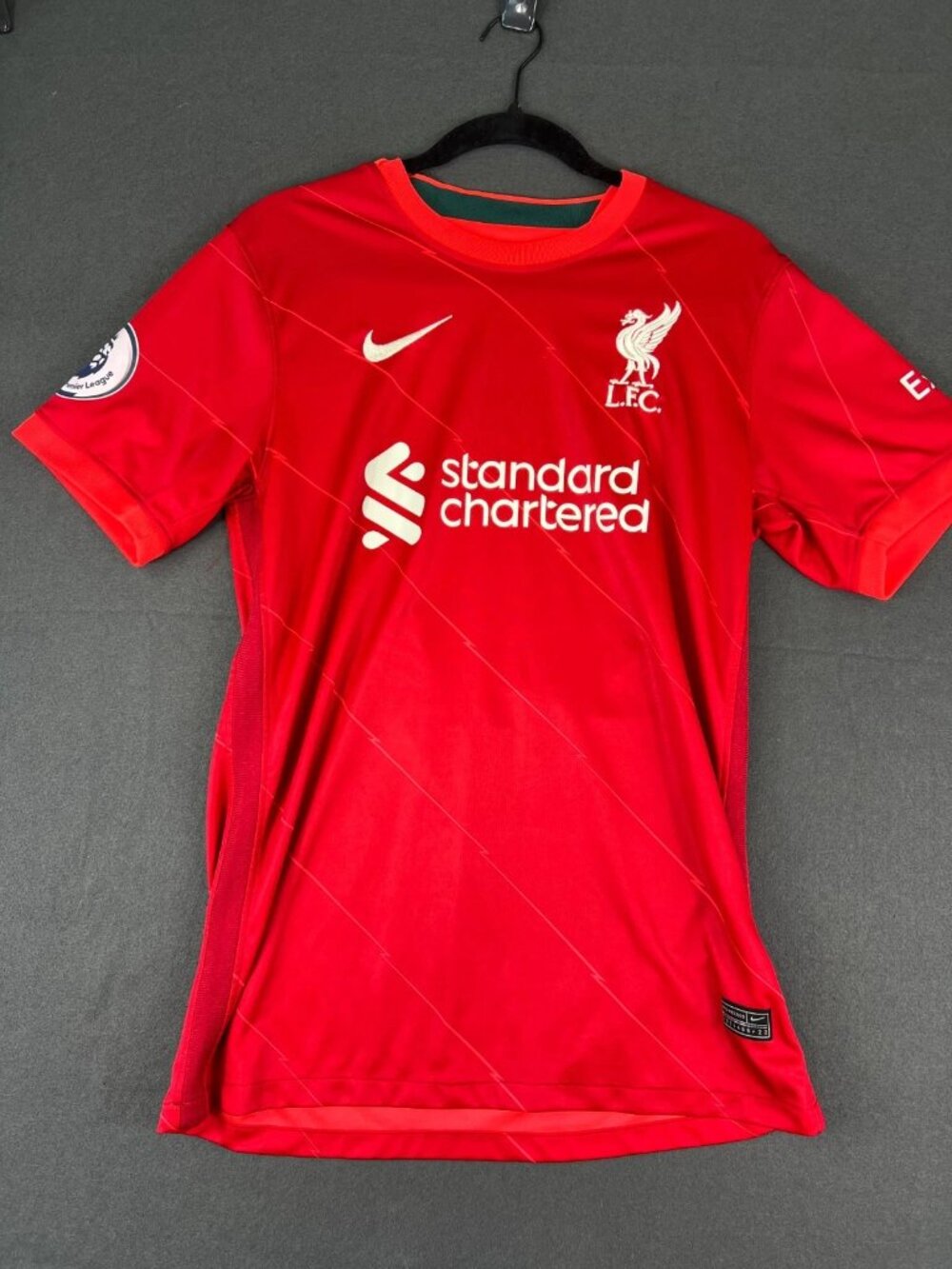 Nike Liverpool FC Mo Salah 11 Jersey Mens Red 2021 2022 Premier League Soccer M